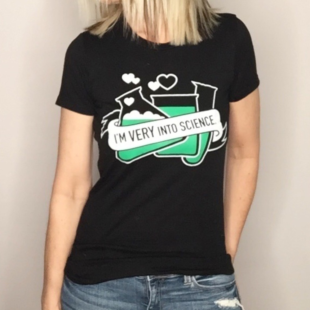 "I'M VERY INTO SCIENCE" Graphic Tee in Black